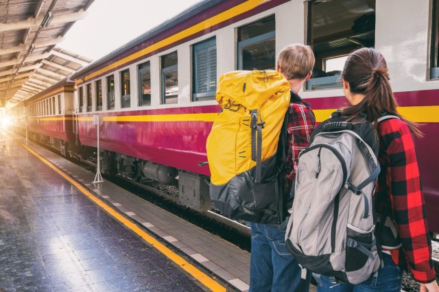 Ministerul Educaţiei, anunţ privind procedura decontării transportului pentru studenți