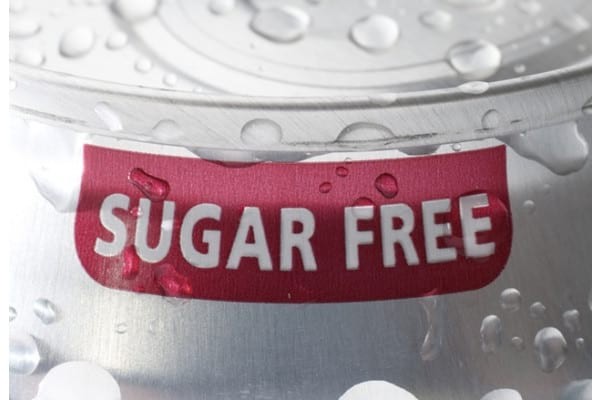 Studiu: Sucurile fără zahăr nu îți protejează silueta