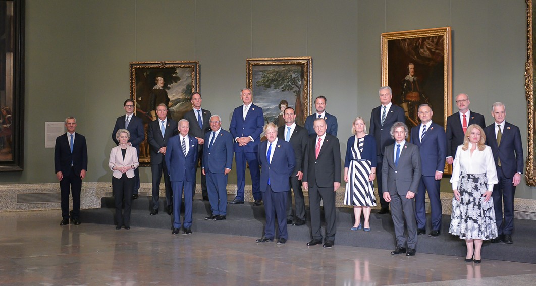 Klaus Iohannis, la dineul liderilor NATO