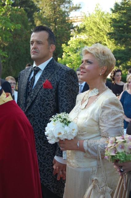 Cele mai scurte căsnicii din showbiz-ul românesc. Celebritățile nu s-au conformat “regulii” de trei ani