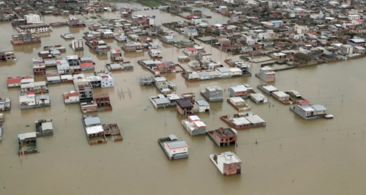 Urgie în Iran: Peste 80 de persoane au murit și alte zeci sunt date dispărute în urma inundațiilor