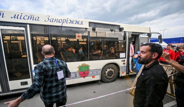 Ucraina: Peste 3.000 de civili au fost evacuaţi din estul ţării în ultima săptămână