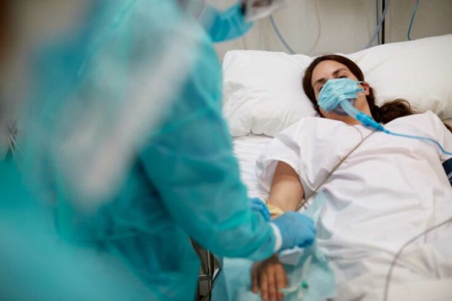 264 de persoane cu COVID, internate la terapie intensivă; opt decese în ultimele 24 de ore