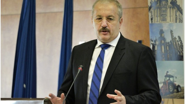 Ministrul Apărării, Vasile Dîncu, vrea 10.000 de militari NATO pe teritoriul României