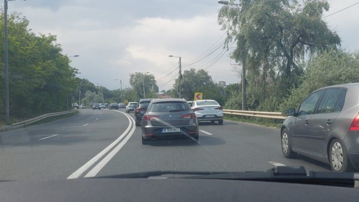 Se circulă bară la bară dinspre sudul litoralului spre Constanța! Video