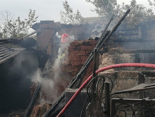 Incendiu în localitatea Mihail Kogălniceanu din Tulcea