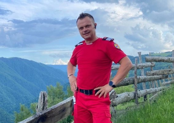 Un pompier militar, aflat în vacanță la 2 Mai, a salvat un bărbat de la înec
