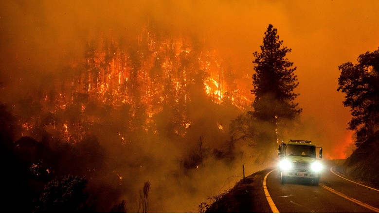 Cel mai mare incendiu al anului din California continuă să se răspândească