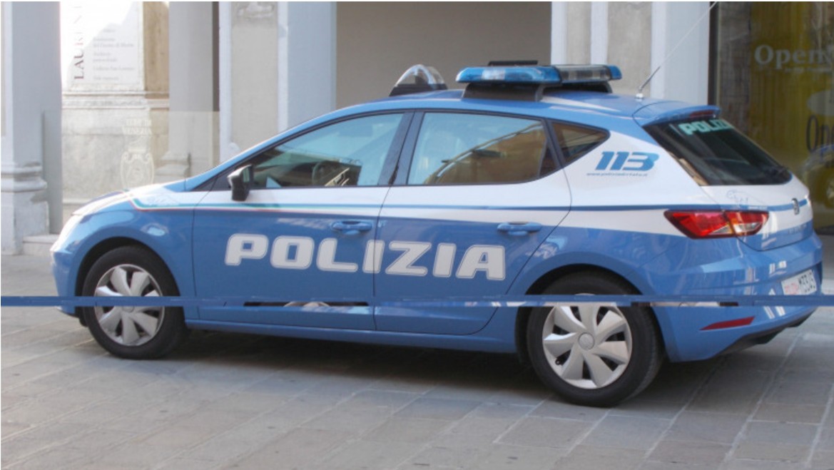 Dezbateri aprinse în Italia, după ce un bărbat de culoare a fost ucis în plină zi sub privirile trecătorilor