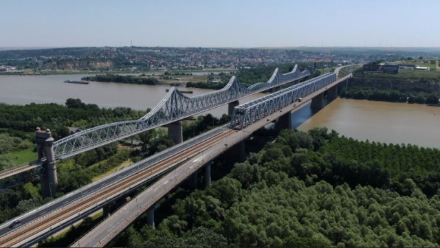 Atenție! Au fost reluate lucrările de reabilitare ale podurilor peste brațul Borcea și de la Cernavodă