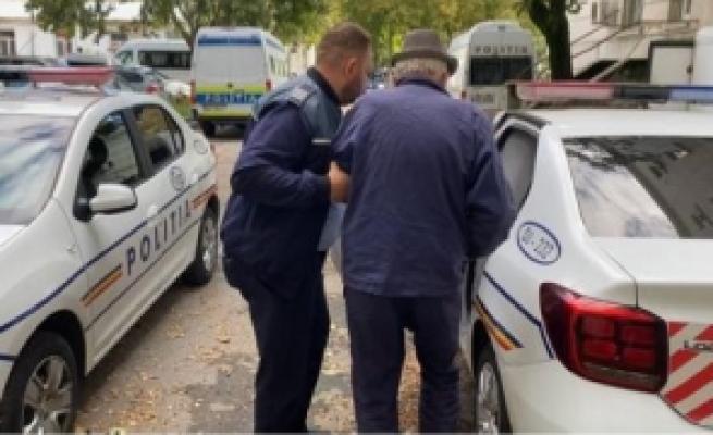 Pedofil la 72 de ani: polițiștii au reținut un bărbat care a violat două fetițe în vârstă de 5 ani