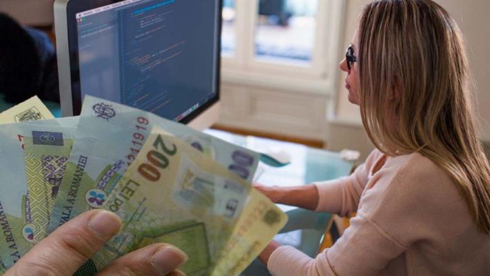 Salariile românilor vor crește cu circa 6% în 2023