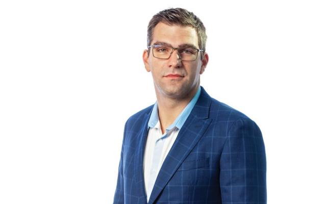 Un afacerist român participă la petrecerea lui Elon Musk, de la Castelul Bran