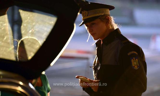 Cetățean român depistat de polițiștii de frontieră în timp ce transporta 180 litri de motorină
