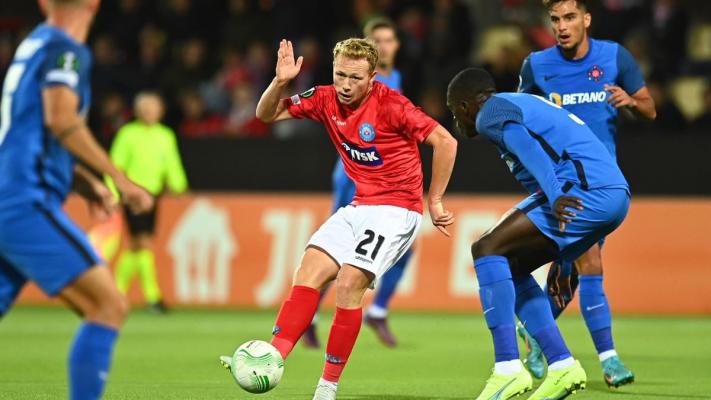 FCSB, calcată în picioare de Silkeborg, în Conference League: Au luat 10 goluri în 2 meciuri cu danezii