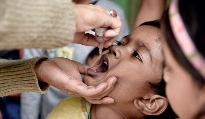 Fundaţia Gates promite 1,2 miliarde de dolari pentru eradicarea poliomielitei