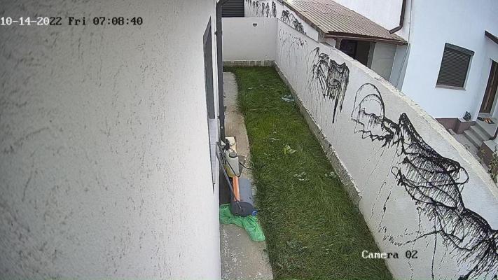 Un cunoscut sportiv din Constanța, acuzat că a vandalizat gardul vecinei! Video