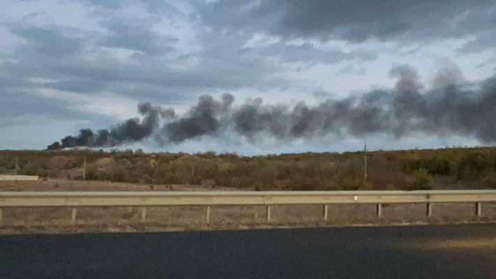 Incendiu de vegetație uscată, în apropiere de Cuza Vodă