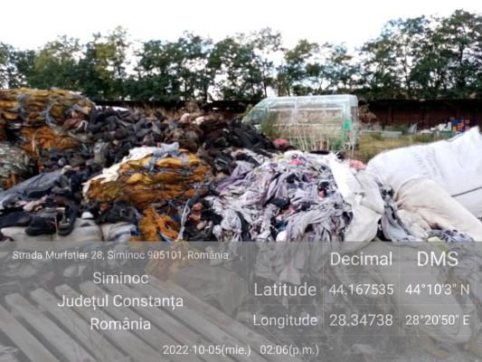 Focar de infecție pe un teren din Siminoc! 