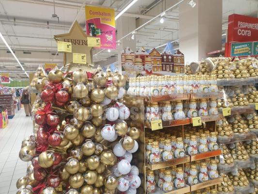 În marile magazine din Constanța a venit Crăciunul! Video