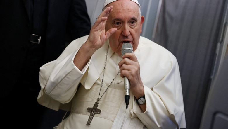 Papa Francisc sustine ca 'homosexualitatea nu este o infractiune'