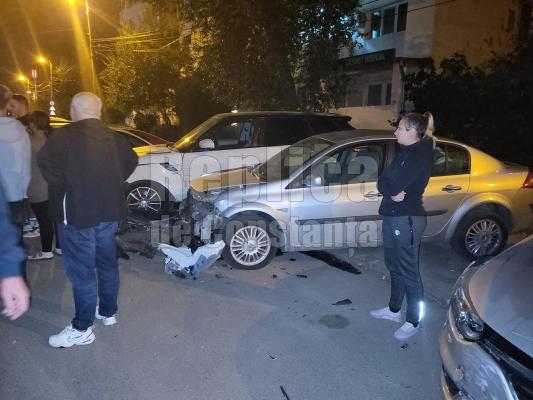 Individul care a făcut praf 3 autoturisme nu avea permis, iar mașina era furată