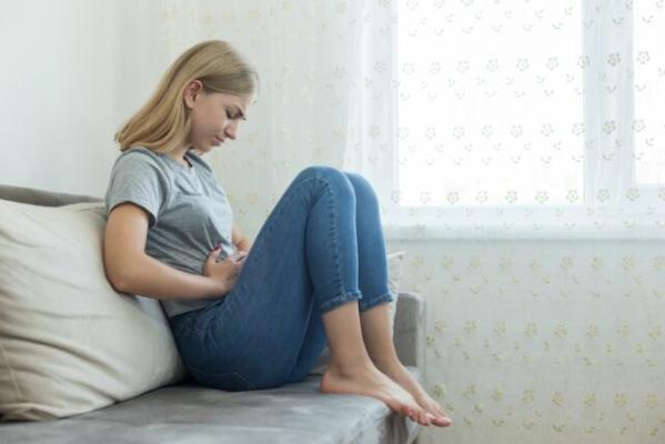 6 simptome fizice de anxietate pe care nu trebuie să le ignori niciodată