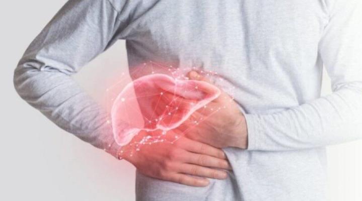 8 simptome ale bolii ficatului gras. Se văd pe față