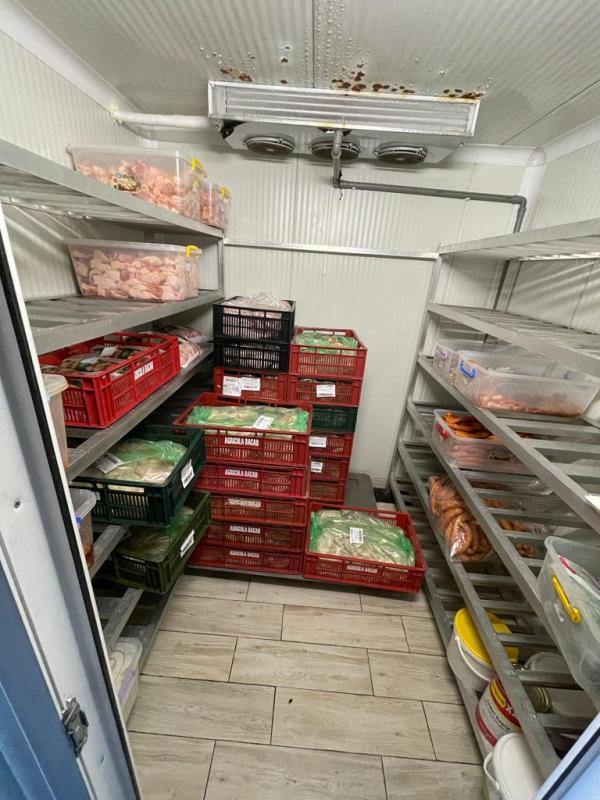 Comisarii CPJC Constana au dat iama n firmele de catering OPC a ”descins” la firmele de catering; jale la Pui pe Jar și Auchan! Video