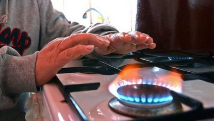 CE avertizează cetățenii să nu sară calul la consum, chiar dacă prețurile se plafonează