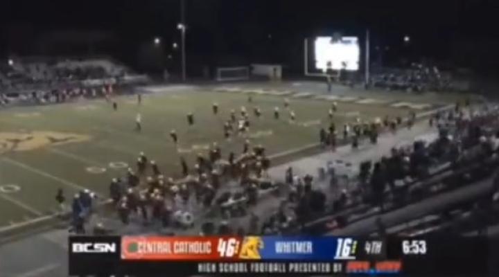Haos în tribunele unui meci de fotbal american, după ce trei persoane au fost împușcate