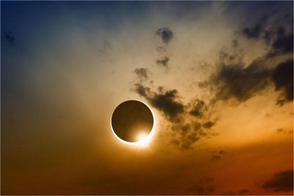 Eclipsă parțială de Soare vizibilă de pe tot teritoriul României