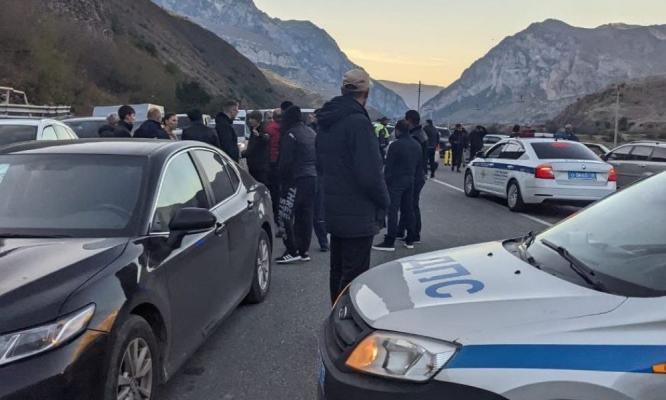 Rușii care au fugit de mobilizare pot rămâne fără case și mașini