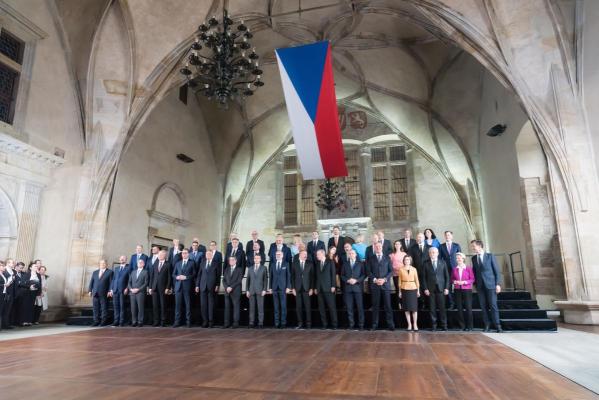 Liderii UE se chinuie să găsească un răspuns la 'racheta energetică' a lui Putin