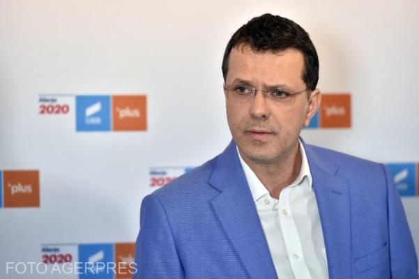 Moşteanu (USR) crede că propunerea privind scoaterea AUR în afara legii e „o prostie”