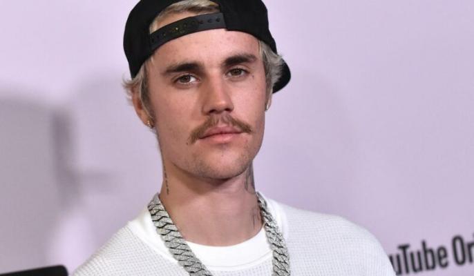 Bolnav de un sindrom rar, Justin Bieber își oprește turneul mondial