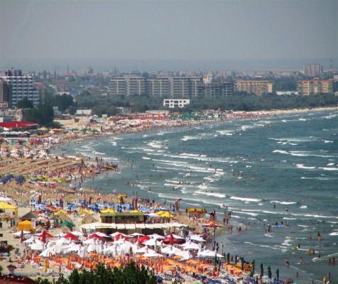 Calitatea apei pe litoralul românesc este excelentă pentru îmbăiere