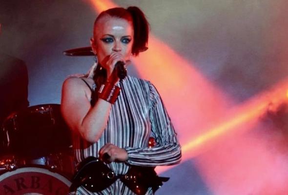 Shirley Manson, solista Garbage: „Mi-am făcut nevoile în mâncarea unui fost iubit care mă înșela!”