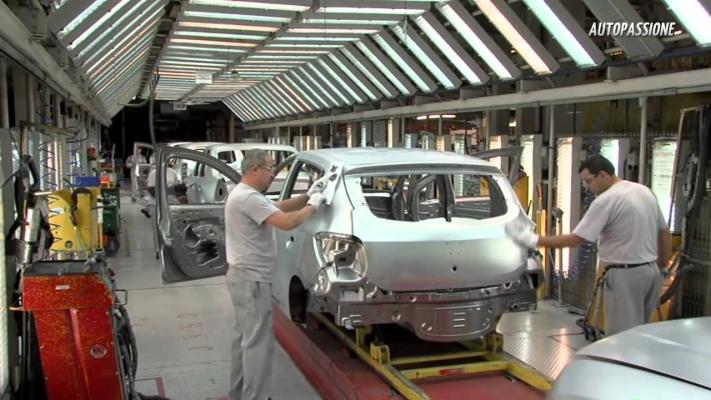 Dacia scoate din criză grupul Renault