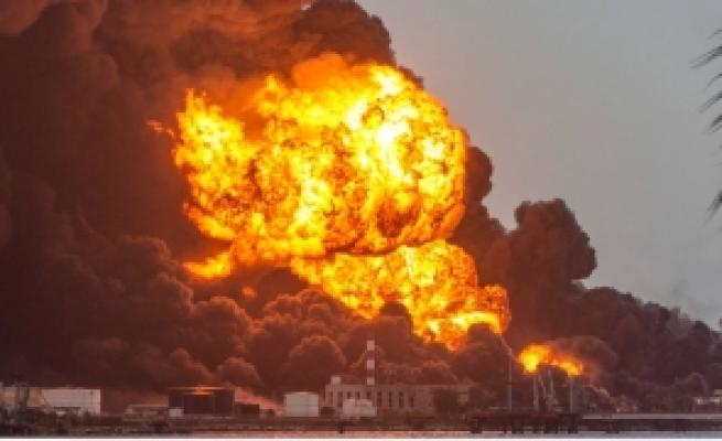  Un depozit de combustibil cu 100.000 de tone de carburant destinat aviaţiei ucrainene a fost distrus