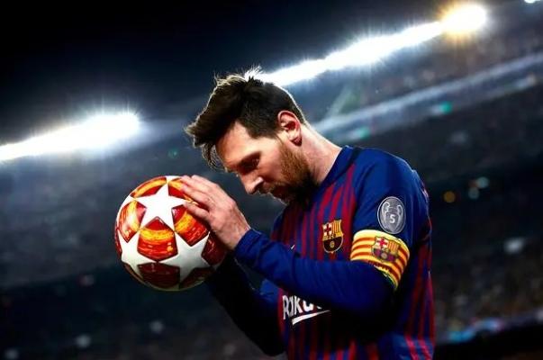  Fotbal - CM 2022: Messi este un jucător magic, afirmă Cristiano Ronaldo