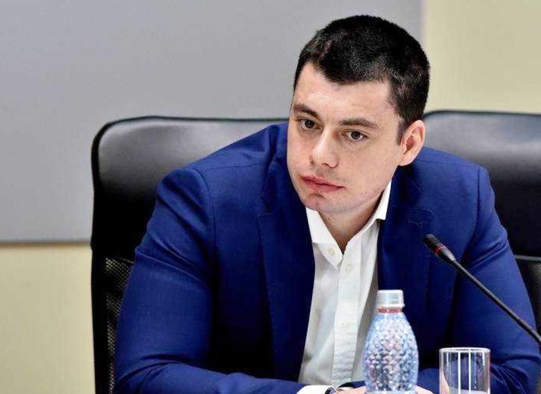 Cine este bugetarul de lux de la Primăria Constanța care dă sute de mii