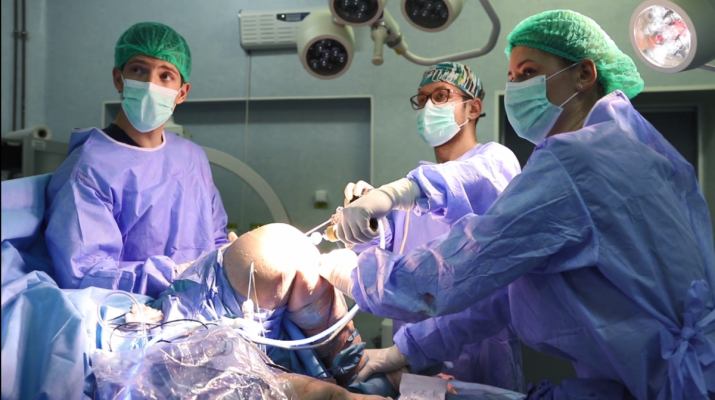 Femur reconstruit şi adus la dimensiunea normală de medicii de la SCJU  Târgu Mureș