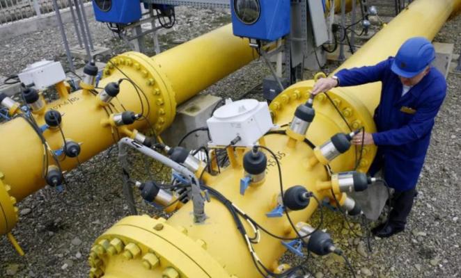 UE lansează preţul de referinţă nou pentru gazele naturale lichefiate
