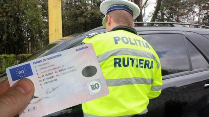 Atenție, e oficial! Se suspendă permisul de conducere pentru amenzile de circulație neplătite