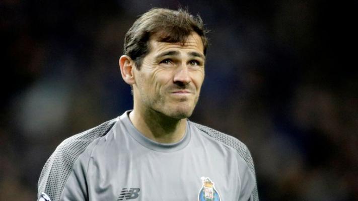  Fotbal: Casillas a anunţat că a fost victima hackerilor, după ce a şters o postare în care se afirma că este homosexual