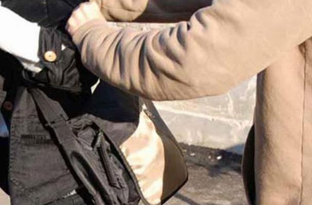 Bărbat propus spre arestare preventivă, după ce a tâlhărit mai mulți bătrâni pe stradă, la Medgidia