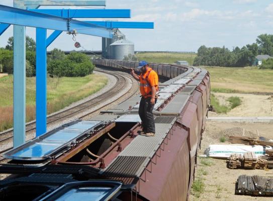 Rusia a suspendat acordul privind exportul de cereale din porturile Ucrainei