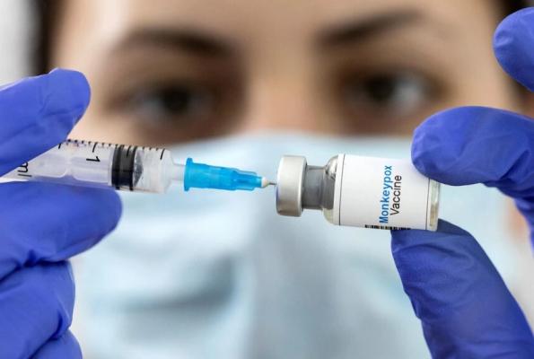 Ministerul Sănătăţi: Şase persoane - vaccinate împotriva variolei maimuţei