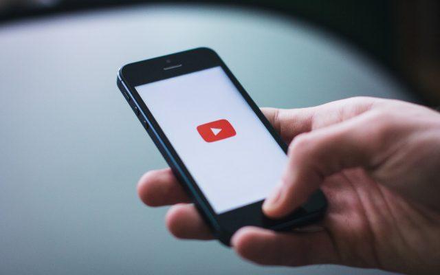 Youtube va marca toate conturile medicilor specialiști, ca să stopeze dezinformarea